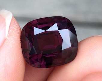 10.91cts, Large spinel, Spinel, Natural spinel, Spinel Vietnam, Milksapphire, Milksapphirevn