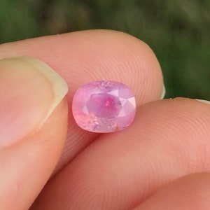 Milk sapphire Vietnam 1.06ct, Unheat Sapphire, Natural Silky Sapphire