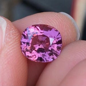2.42カラット、ロータススピネル、ルックイエンスピネル、スピネルベトナム、天然スピネル、ピンクスピネル、ミルクサファイア、ミルクサファイアvn、スピネルリング