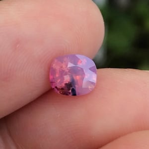 milky sapphire Vietnam 0.98ct
