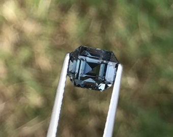 grey spinel Bumar 1.72ct, natural spinel Vietnam, purple spinel