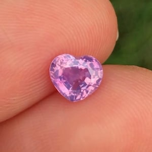 Silky sapphire heart, Lavender silky spphire, Lavender milky sapphire, Milky sapphire heart, Silky sapphire, 0.68ct