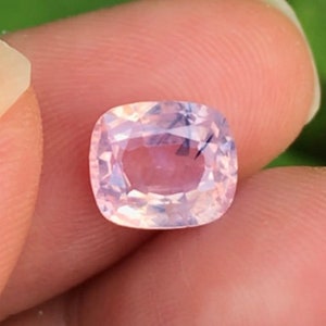 opalescent sapphire 1.77ct from Luc Yen