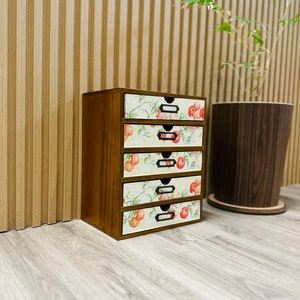Op maat gemaakte vintage bloemen pastel kaart 5 lades catalogusstijl desktop organizer kast I houten opbergkist voor opruimen