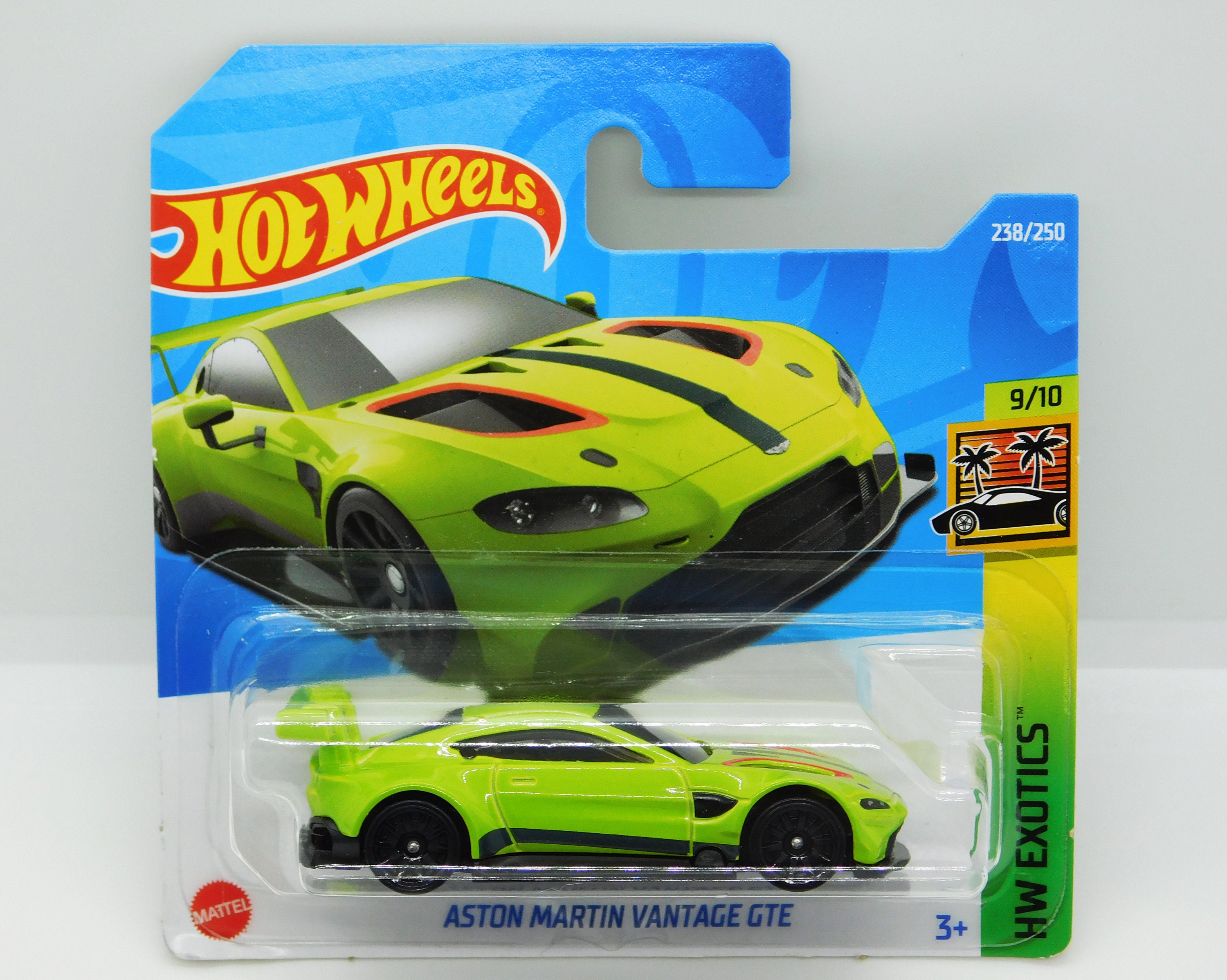 Hot Wheels Aston Martin Vantage Gte Rare Miniature Collectible Model  ,geschenk ..WORLDWIDE Shipping With Tracking Number EVERY DAY 