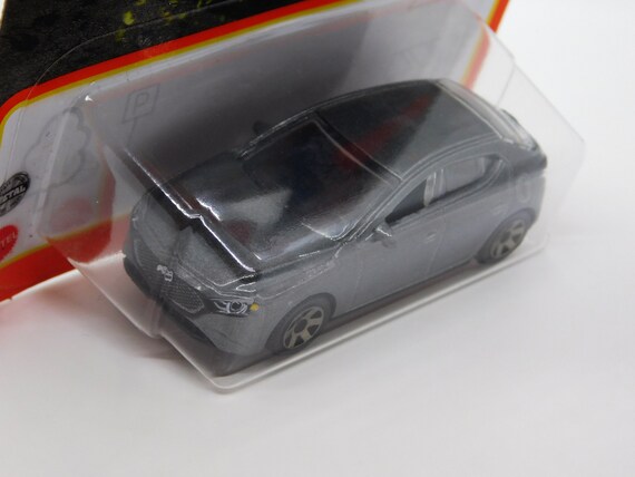 Matchbox Nissan 350Z Rare Miniature Collectible Model , Geschenk .  WORLDWIDE Free Shipping With Tracking Number EVERY DAY 