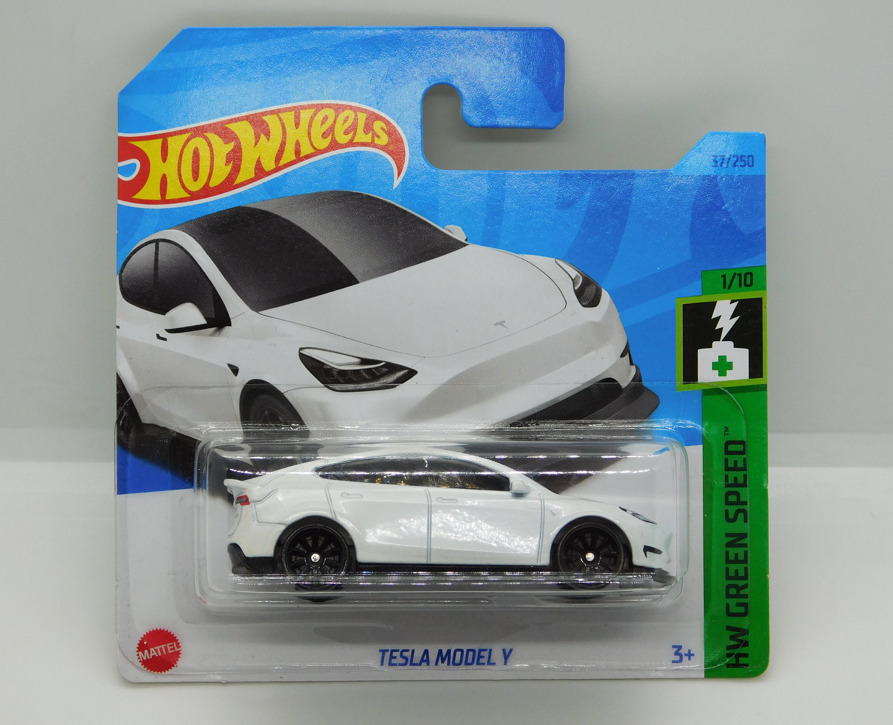 Hot Wheels Tesla Model Y White Rare Miniature Collectible Model ,Geschenk  ..WORLDWIDE shipping with tracking number EVERY DAY