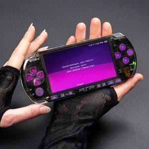 美品 カスタム品】PSP3000 クリアパープル すぐ遊べるSET