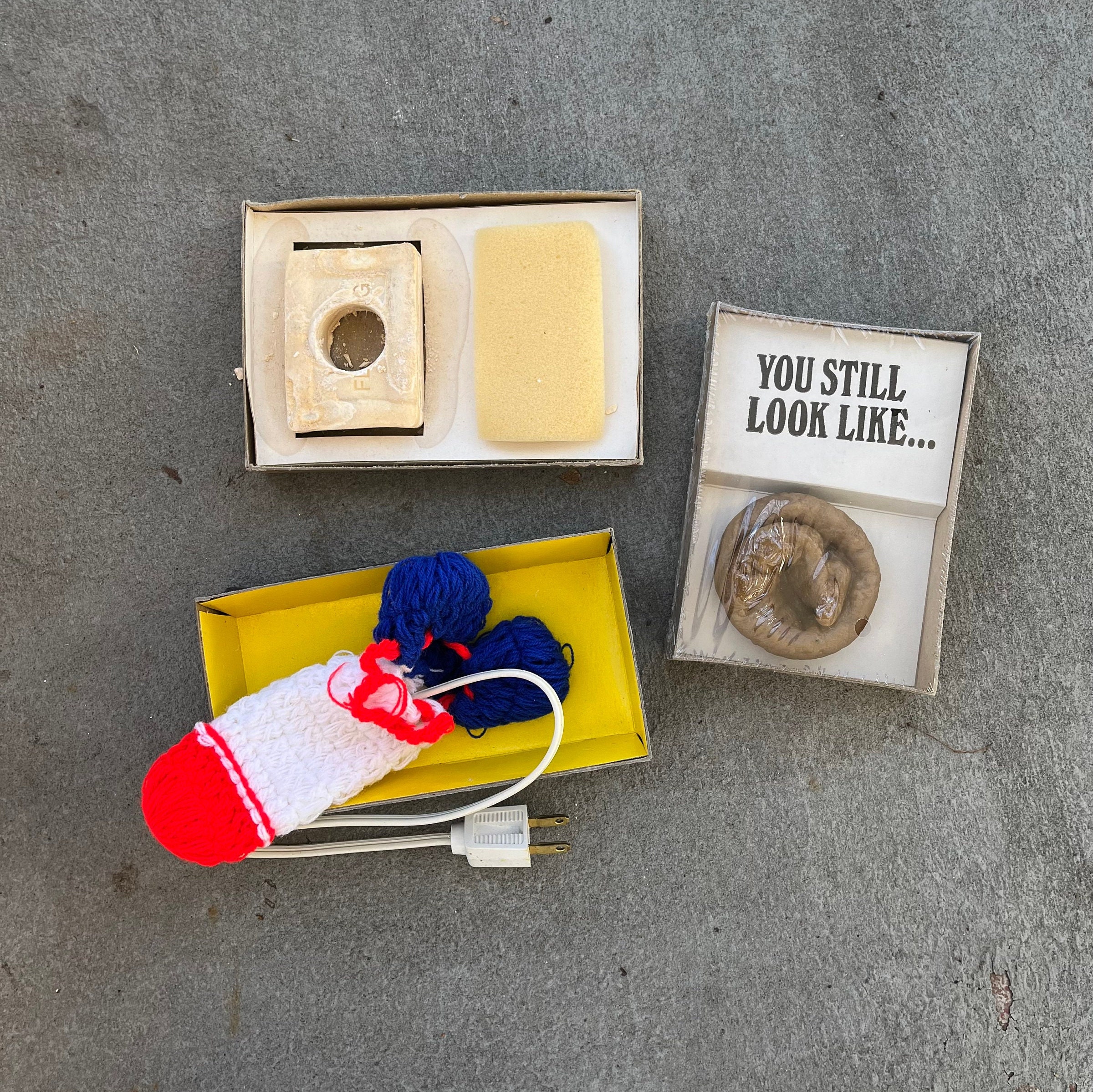 3 Vintage Gag Gifts Franco American Electric Blanket, 40th Birthday