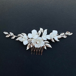 Wedding Hair Accessory,  Bridal Hair Vine with Flowers, Flower Hair Comb for Bride, Silver Hair Vine, Ivory Clay Flower Hairpiece