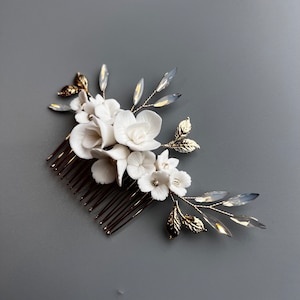 something blue hairpiece for wedding, opal moonstone bridal hair comb, wedding hair accessory, flora hair comb for bride