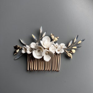 something blue hairpiece for wedding, opal moonstone bridal hair comb, wedding hair accessory, flora hair comb for bride