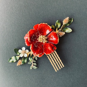 Red Large Flower Hair Comb for Wedding Hairpiece in Red Flamenco Hair Comb for Bride. Perfect Hairpiece for Garden Wedding.