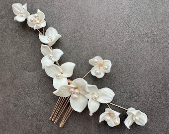 Wedding Hair Vine With Pearls,  Pearl Bridal Hair Vine, Flower Hair Comb for Bride, Pearl Hair Vine, Ivory Clay Flower Hairpiece