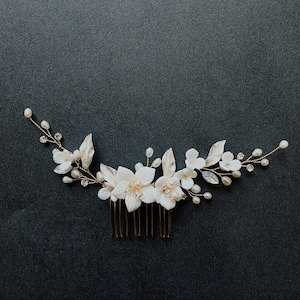 wedding hair accessory, rose gold bridal hair vine, flower hair comb for bride, silver pearl hair vine, ivory clay flower hairpiece