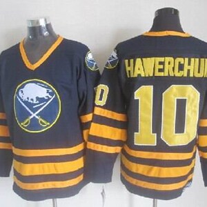  Dale Hawerchuk Men's T-Shirt - Dale Hawerchuk Buffalo 10 Sticks  : Sports & Outdoors