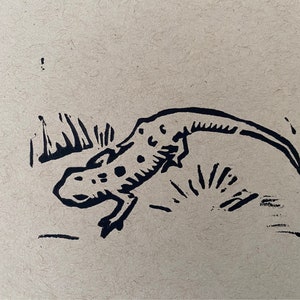 Folded blockprint salamander card