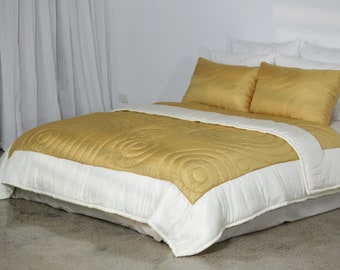 Hand Stitched Mulberry Silk Quilt: Light Gold & Ivory Blanket