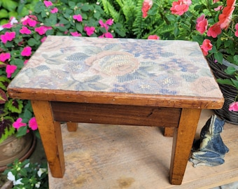 Vintage Small Wooden Footstool with Floral Tapestry Top, Rectangular Wood Footrest, Cottage Core Accent, Shabby Style Decor