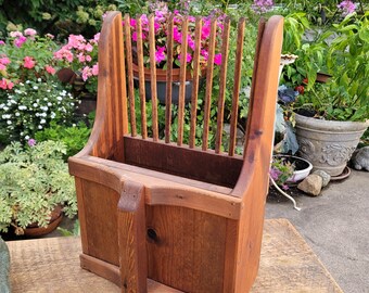 Vintage Wood Berry Picker: Cranberry Blueberry Scoop, Farm Tool Decor, Farmhouse Decor Wall Pocket Storage