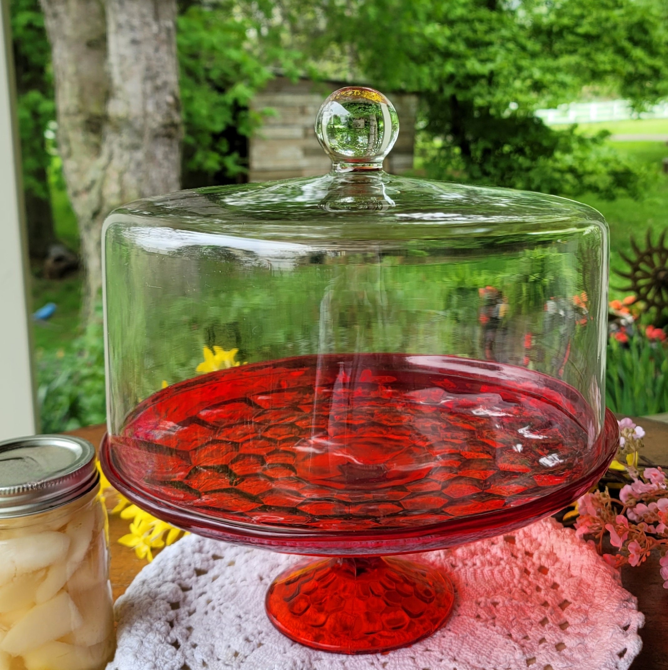 Cake stand with covered glass dome online