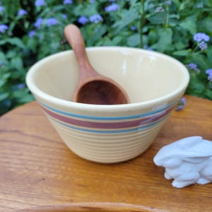 Watt Pottery Bowl # 8, Yellow Mixing Bowl, Ribbed Stoneware Bowl, Vintage Striped Bowl