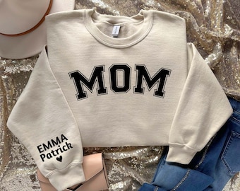 Custom Mom With Kids Name Sweatshirt, I Wear My Heart On My Sleeve, Mama Hoodie, New Mom Hoodie, Gift for Mama, Personalized Mom Hoodie