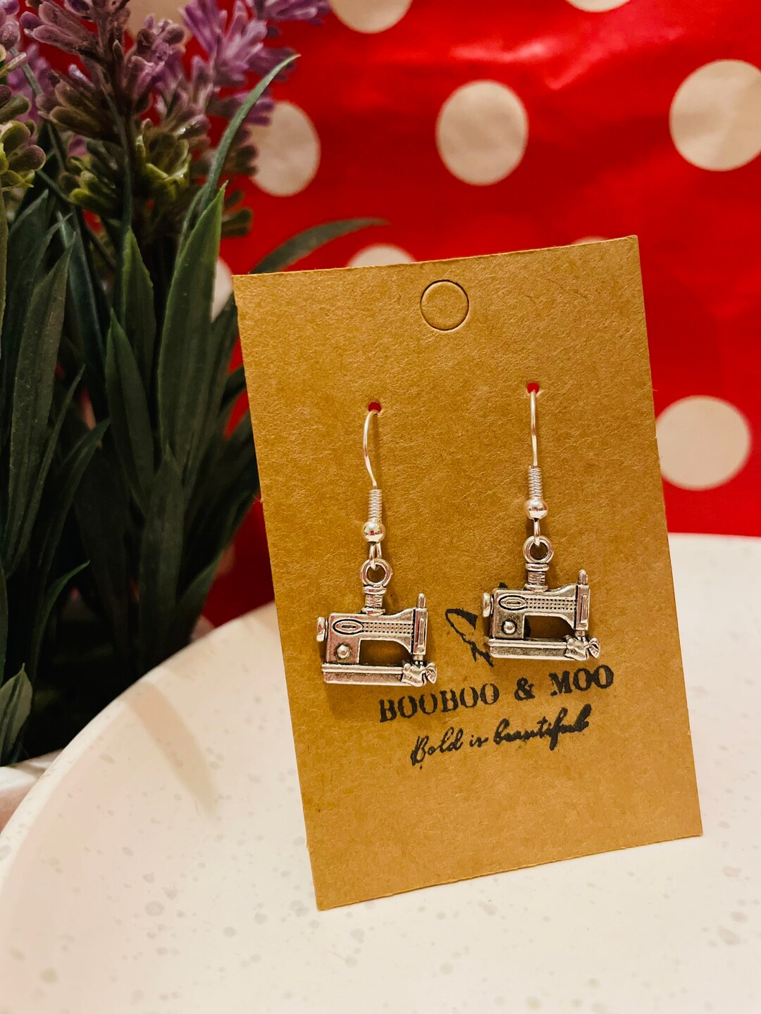 Sewing Machine Earrings / Seamstress / Crafting / Haberdashery / Gift