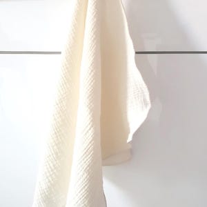Minimalistic Tenugui Towels - Thin Gauze Cotton Kitchen Hand Towel - Absorbent, Quick-Drying Tea Towel