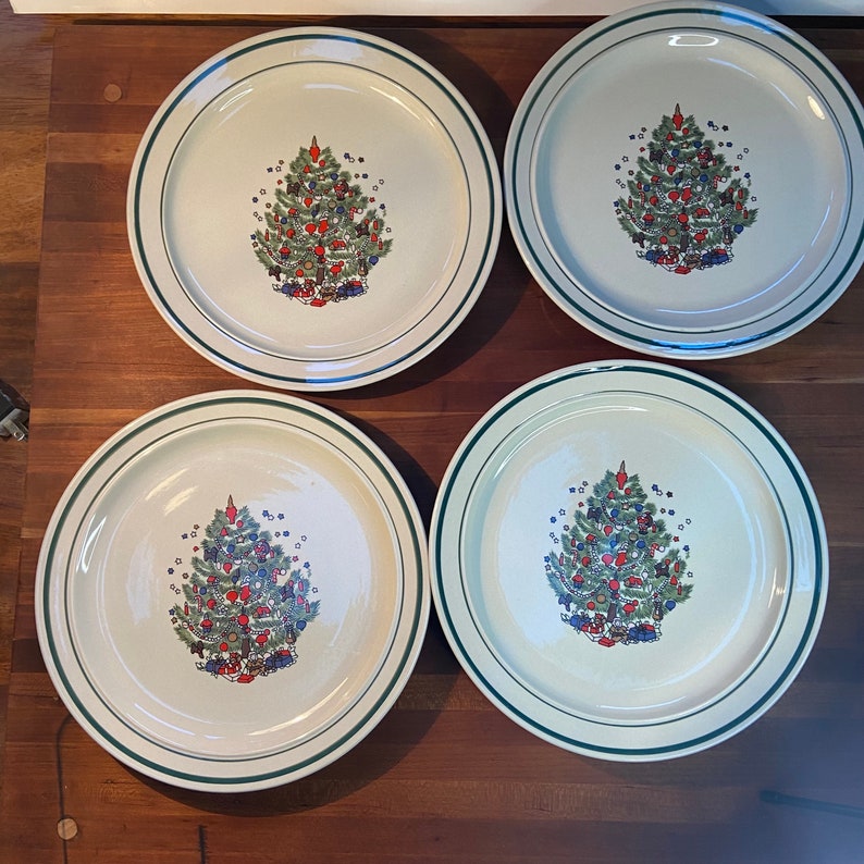 Set of 4 Stoneware Christmas Tree Dinner Plates Etsy