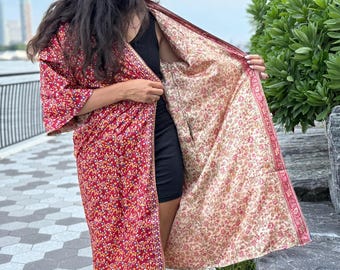 Reversible Floral Beige Red Silk Saree Kimono, Vintage Upcycled Clothing - Daisy