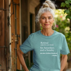 Funny Retired Definition T-Shirt: Endless Weekend Retirement Gift