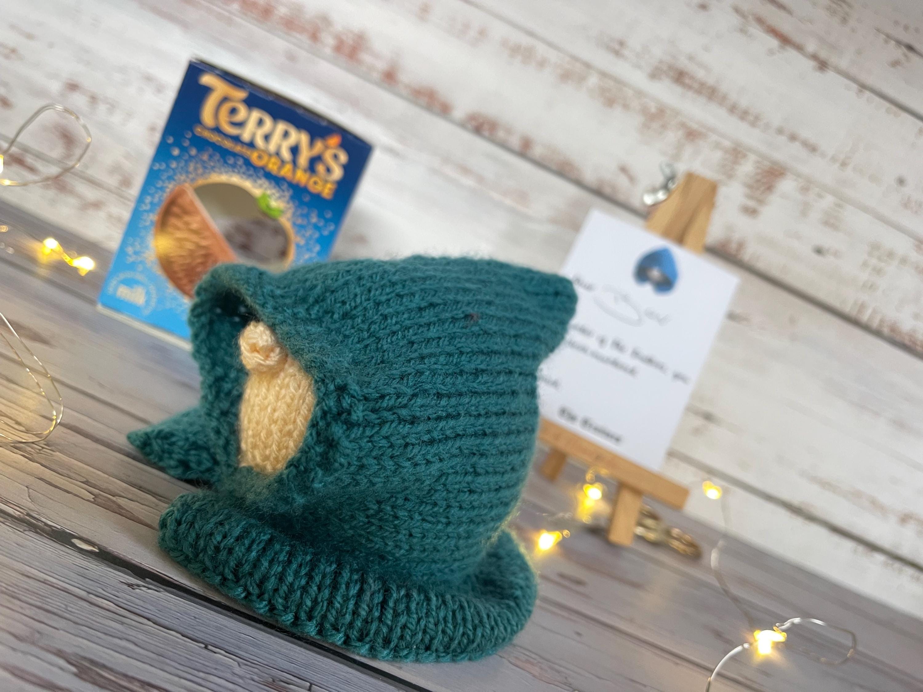 The Traitors Inspired Chocolate Orange Cover Knitting Pattern - Etsy