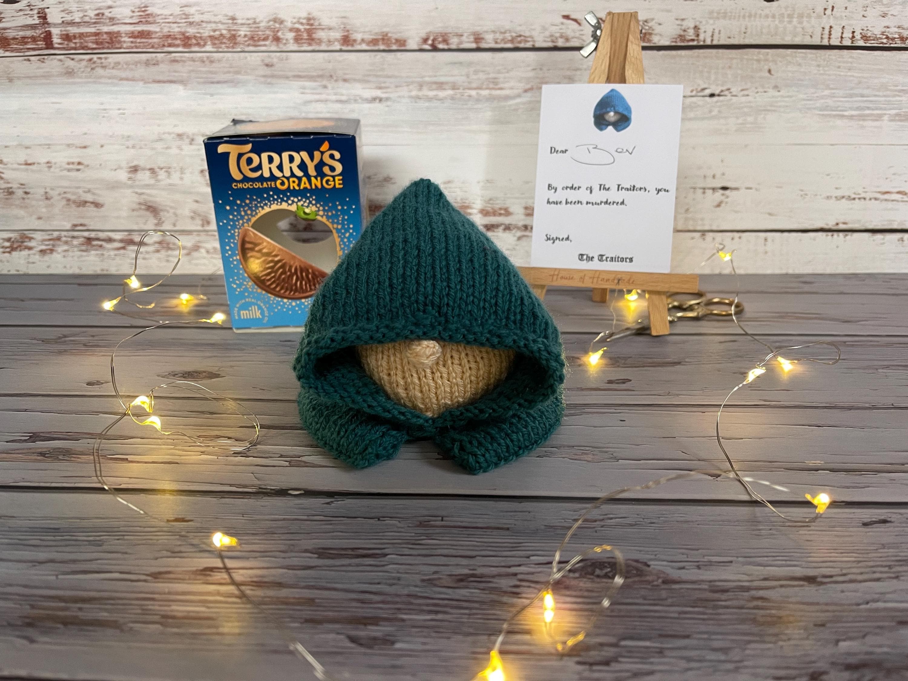 The Traitors Inspired Chocolate Orange Cover Knitting Pattern - Etsy