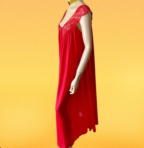 Vintage Miss Elaine Crimson Red Nightgown Size Sm… - image 3