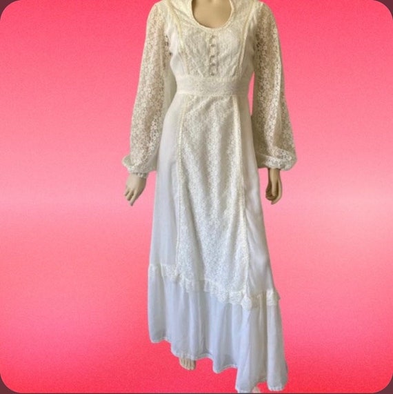 Vintage 1970s White Lace Boho Dress Prairie Bridal - image 2