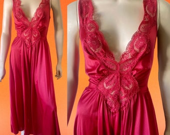 Vintage Olga Bodysilk Pink Nightgown Size Small/medium Style 9194