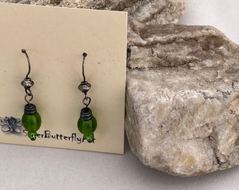 Green Light Bulb Earrings, Christmas Earrings, Handmade Beads, Green Earrings, Christmas Jewelry, Lampwork Beads, Christmas Lights, 120