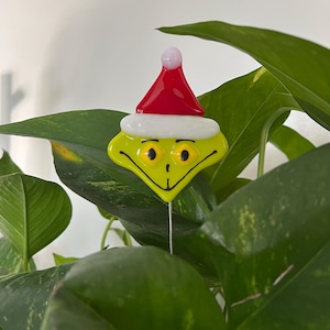 Grinch Fused Glass Plant Stake, Christmas Decoration, Flower Pot Grinch, Garden Decoration, House Plant Stake, Christmas Grinch, 1445