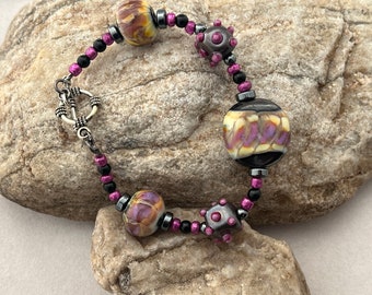 Silber Pflaume Perlen Armband, Handgefertigtes Perlenarmband, Statement Schmuck, Glasperlen, Lampwork Schmuck, Glasperlen, handgemachte Perlen, 1332