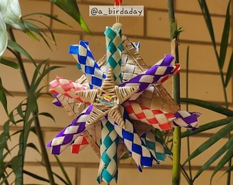 Star Shredder - hand made toys for small to medium pet birds using safe materials that encourage natural behaviors.