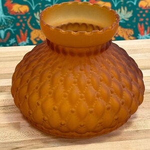 Amber Fenton Art Glass Student Lamp Shade Quilted Diamond Pattern 6 3/4” fitter