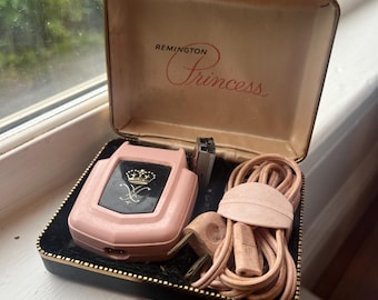 Vintage pink ladies electric shaver Remington Princess 1960s in original case