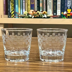 Set of 2 midcentury Valcraft Whisky Glasses Gray Cut Squares VAY5 Morgantown WV made