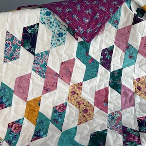 Falling Jewels Handmade Quilt | handmade throw quilt | patchwork quilt | handmade cotton quilt | gift for woman