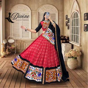 Garba skirt/gujrati costume/dandiya/ navratri skirt /garba dress/dholida dress/ indian ghaghra/ghaghra choli/lehenga choli/patchwork dress