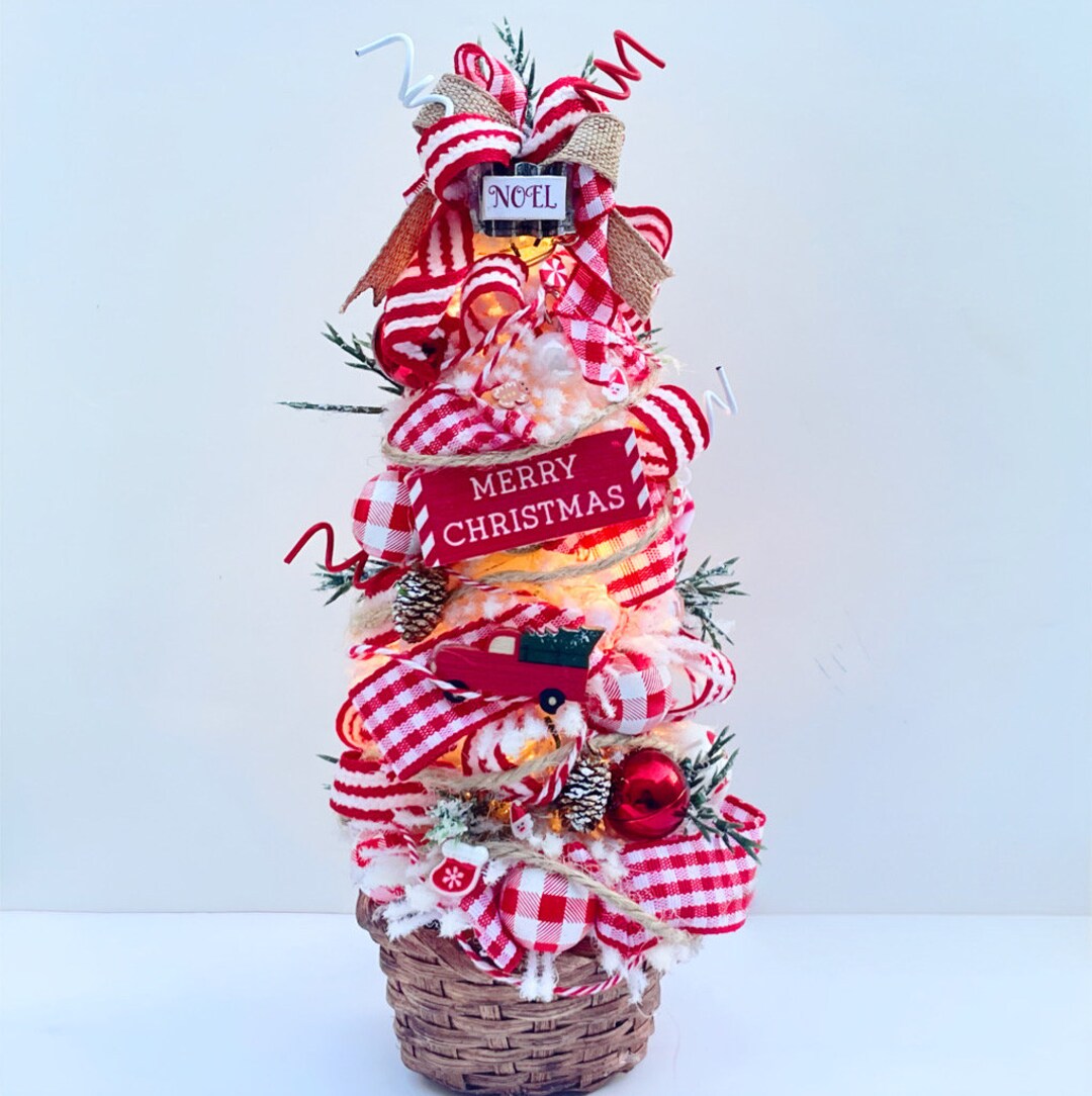 Dollhouse White Farmhouse Christmas Tree , Dollhouse Christmas Tree