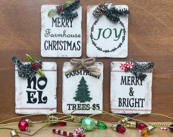 Dollhouse Miniature Farmhouse Christmas Sign , Dollhouse Christmas Decorations , Dollhouse Christmas Signs , Dollhouse Christmas