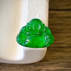 Natural Burmese Emerald A Cargo Yang Green Buddha Can Be Customized Inlaid With 18K Gold, White Gold And Diamonds, Jade Pendant