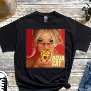 Doja Cat Hotdog T Shirt, Dojas Shirt, Doja Cat Demons Shirt, Doja Cat Fan, Doja Cat Scarlet Tour 2023, Doja Cat Merch, Unisex Sizing